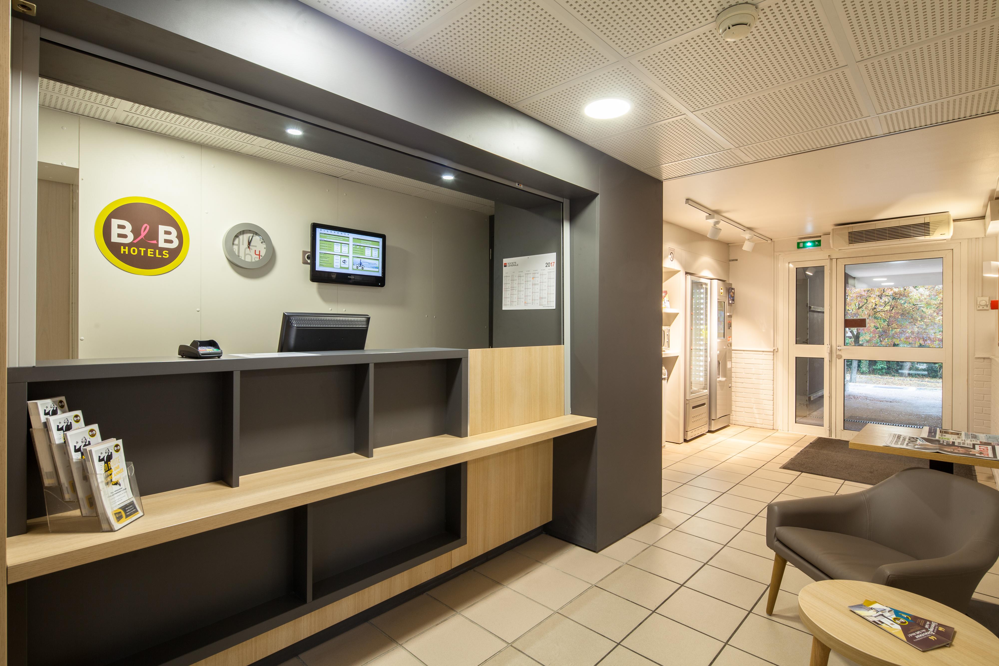 B&B Hotel Louveciennes Le Port-Marly Luaran gambar