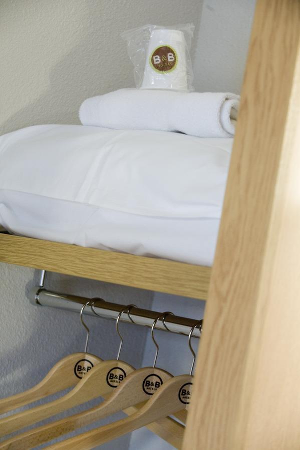 B&B Hotel Louveciennes Le Port-Marly Luaran gambar